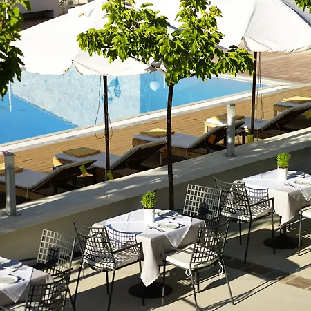 Atrium Hotel-3
